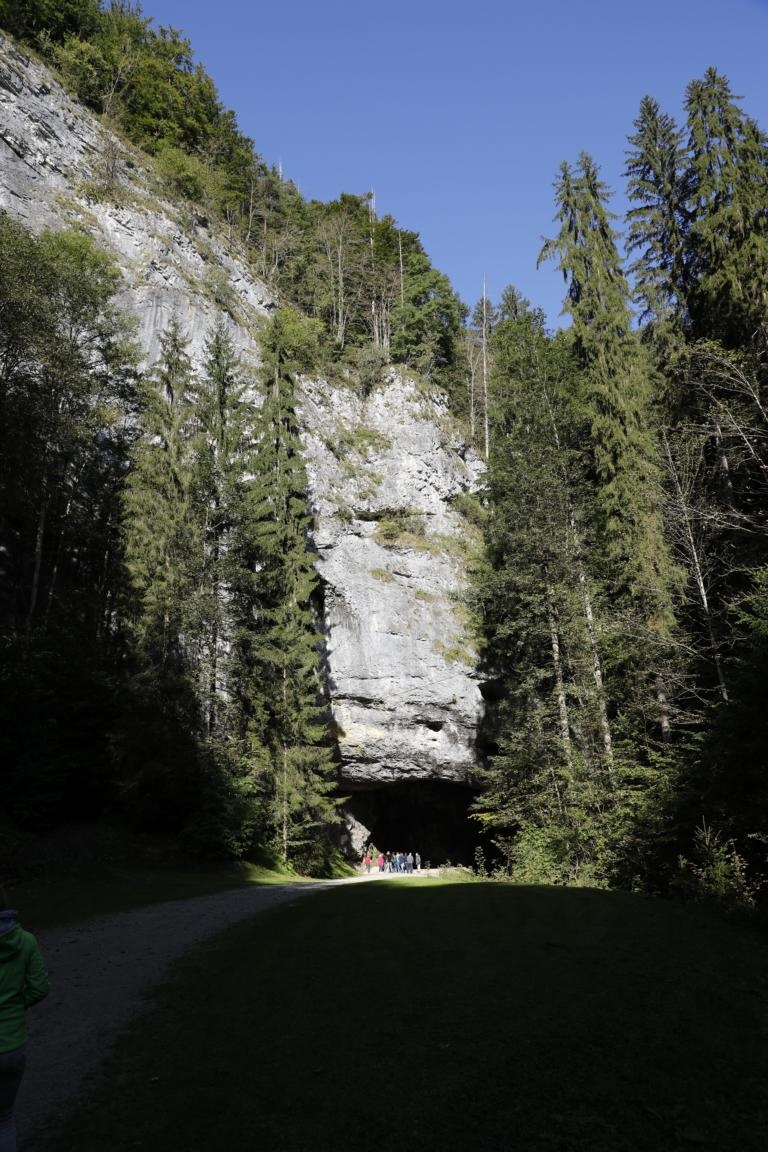 Eingang Lurgrotte