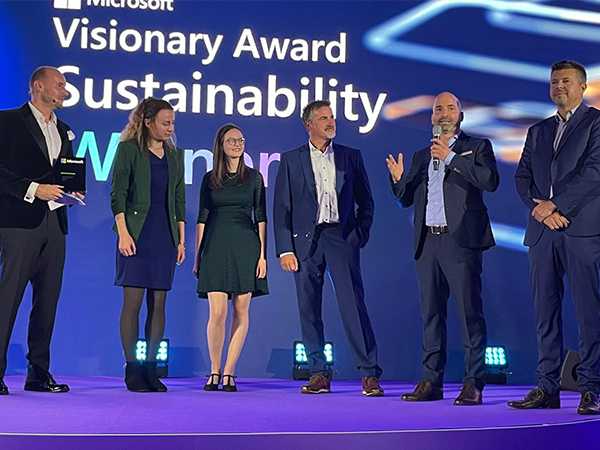 2410_MSVisionaryAward_2
