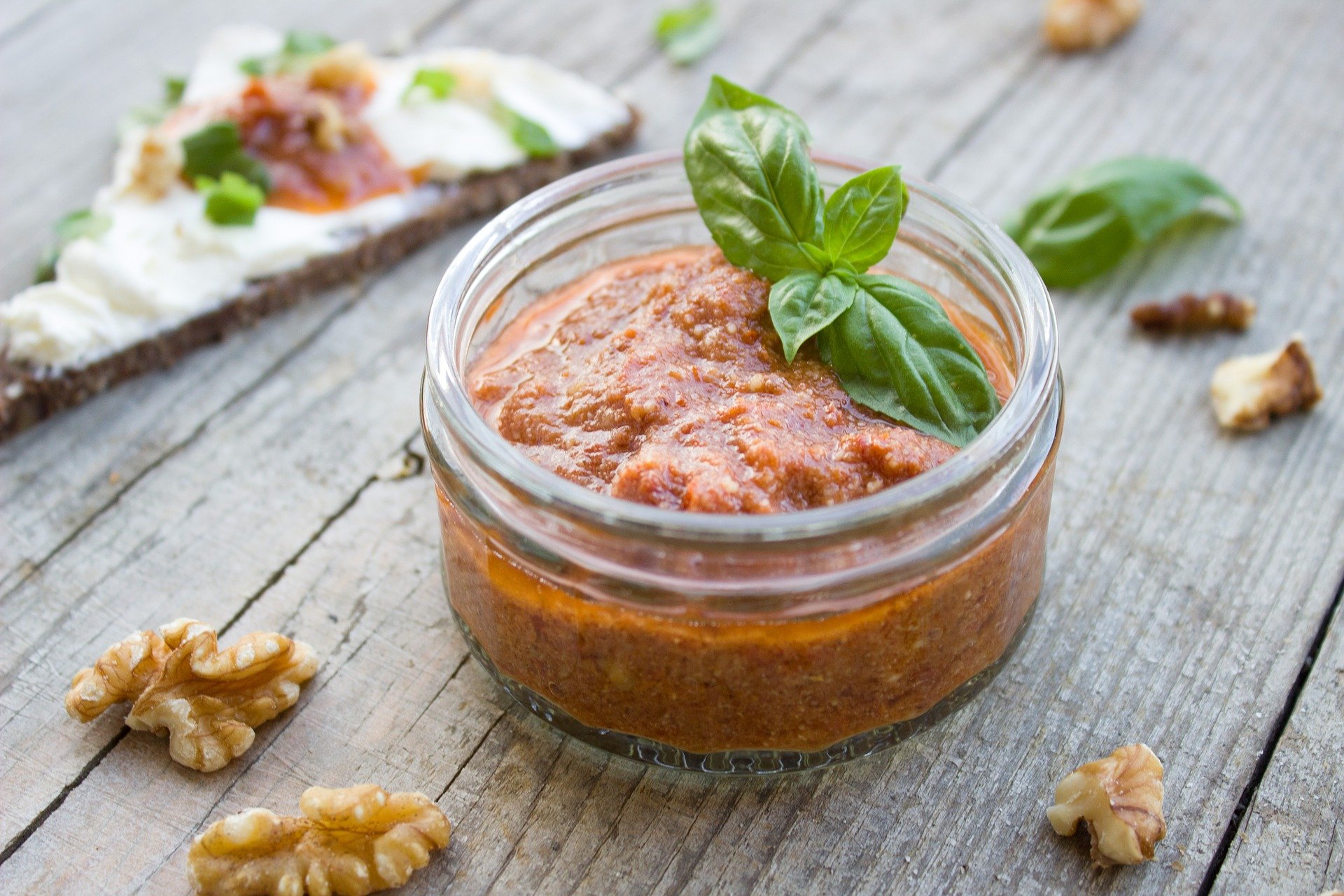 pesto-1776673_1920