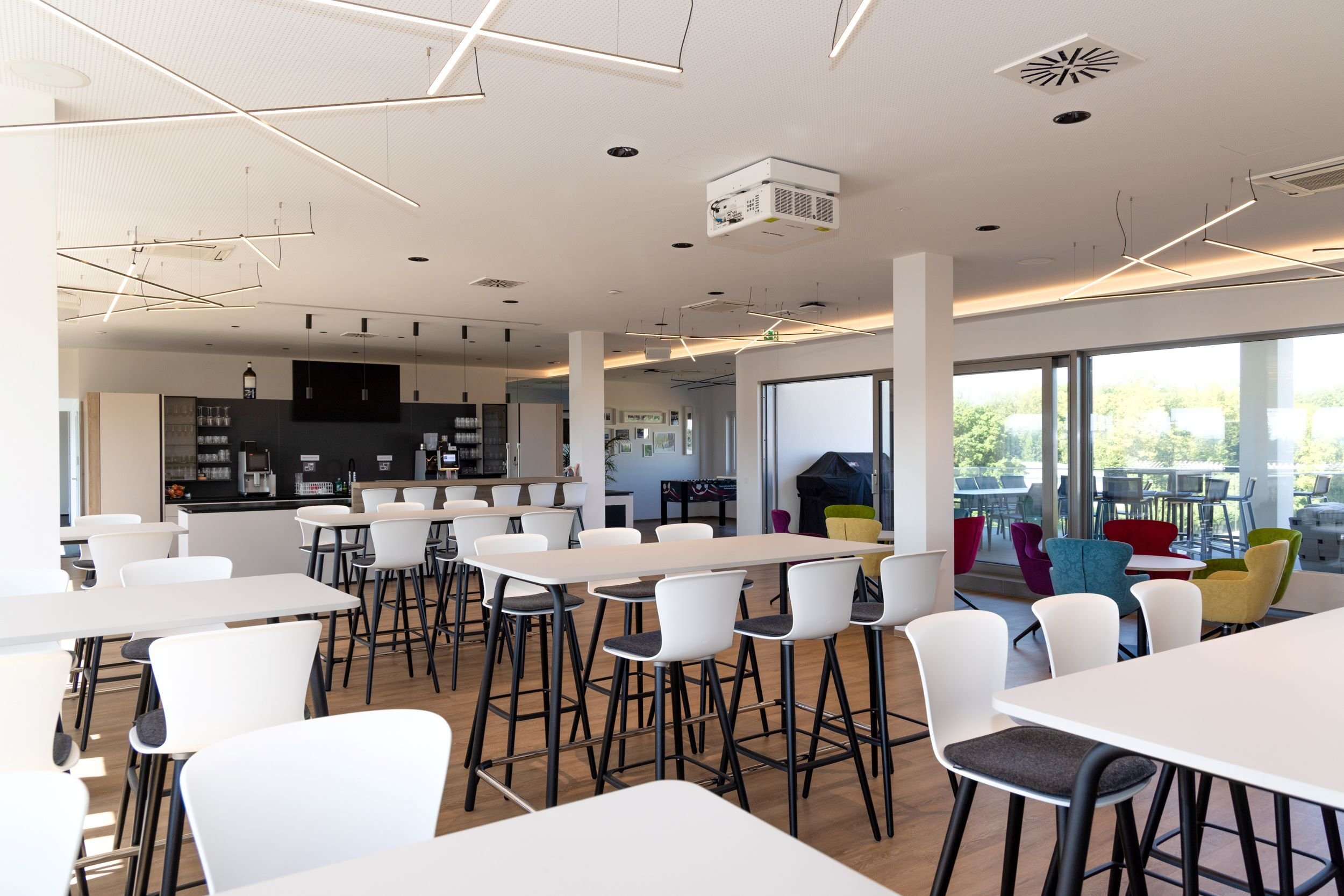 2511_Office_ACPcubido