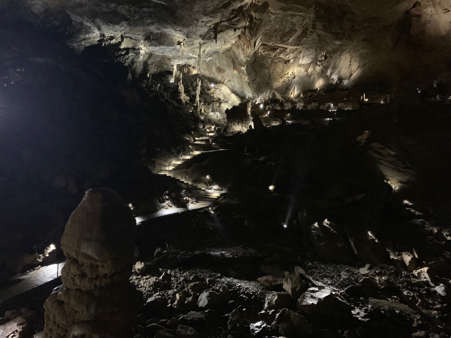 Großer Dom, Lurgrotte