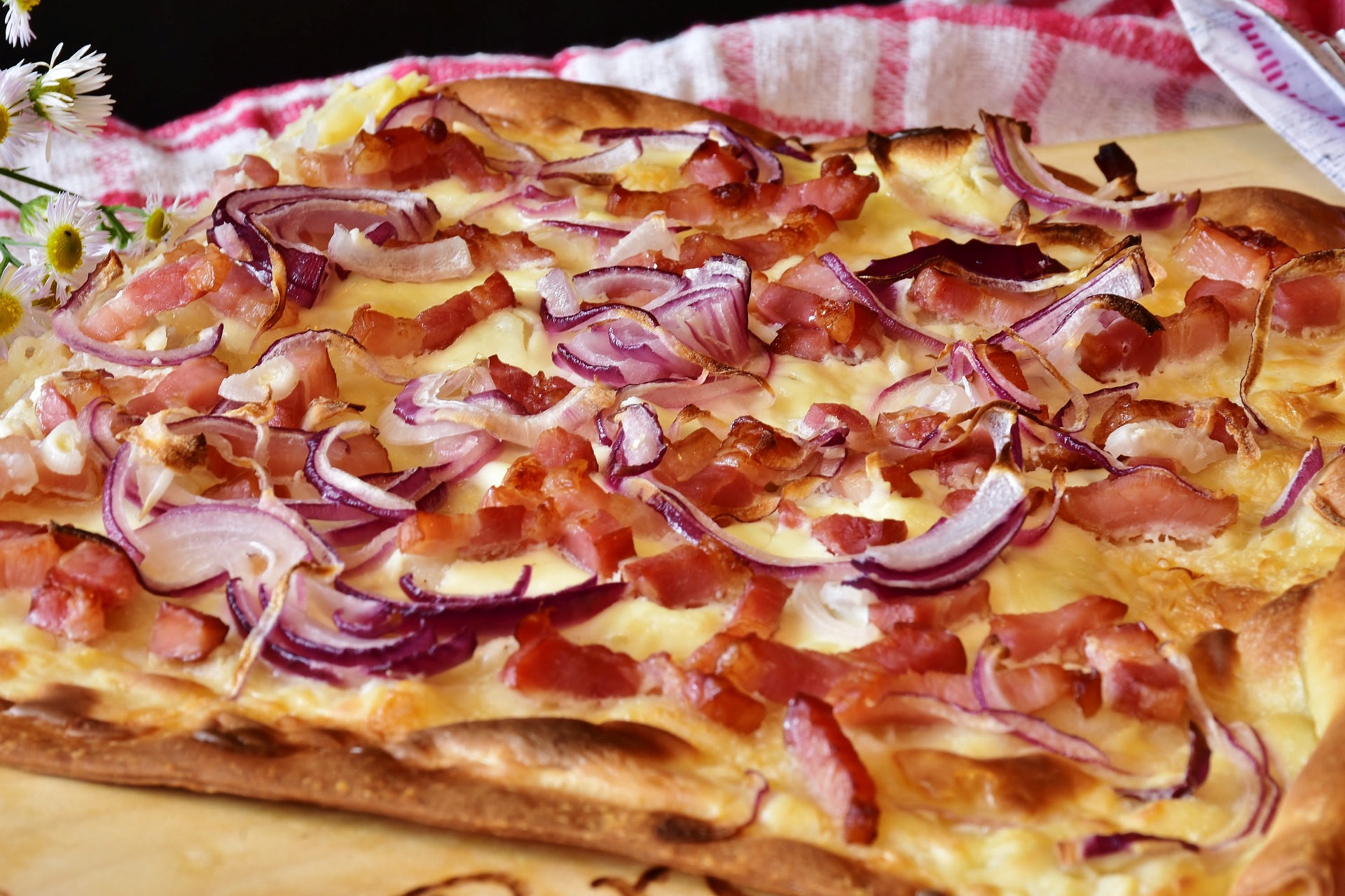 tarte-flambee-3545167_1920